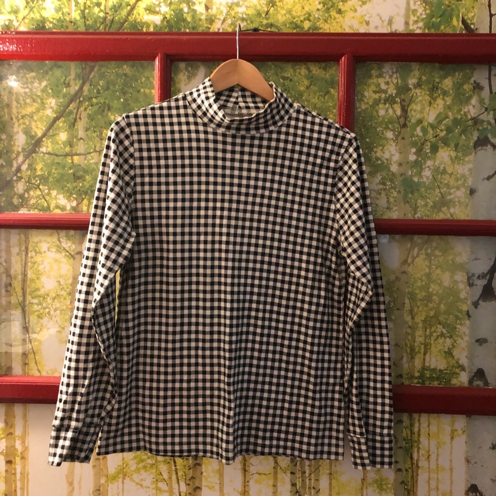 Black and white checkered mock neck